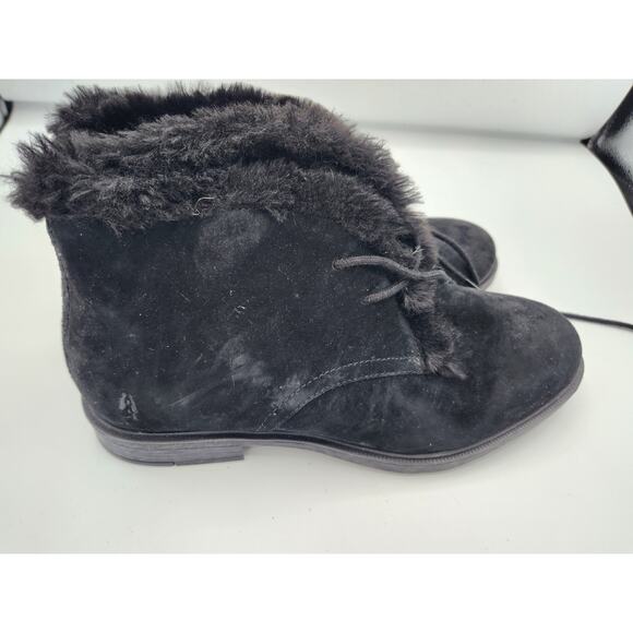 Black Suede Ankle Boots with Faux Fur Trim, Lace-Up Closure - Picture 1 of 15